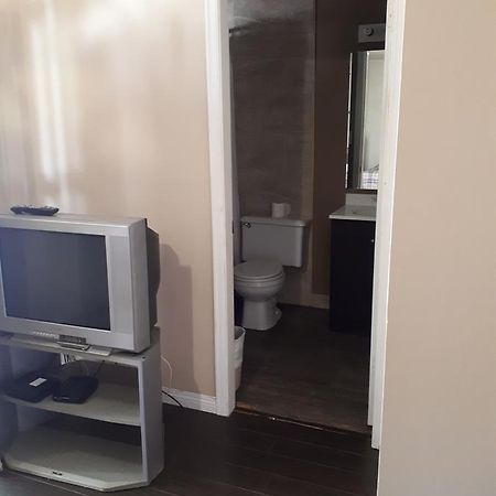Travellers Rest Motel Salmon Arm Extérieur photo