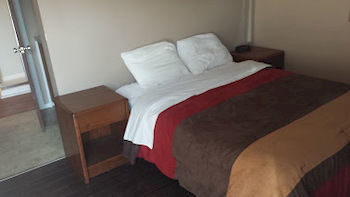 Travellers Rest Motel Salmon Arm Extérieur photo