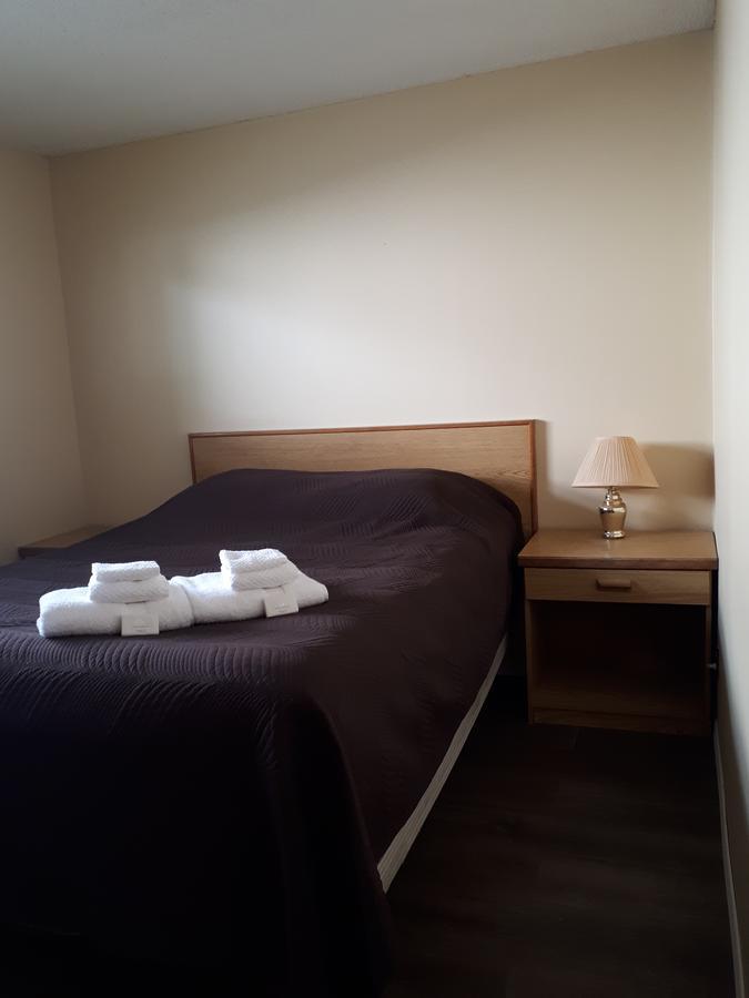 Travellers Rest Motel Salmon Arm Extérieur photo